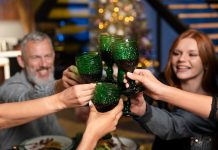 Kako lahko pripravite trajnostno novoletno zabavo