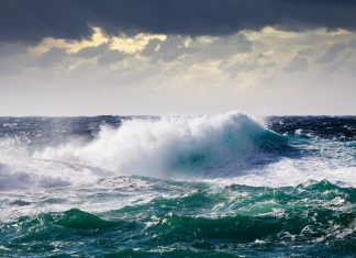 Morski valovi postajajo vse večji. Ali smo pripravljeni na to?