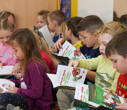 Z mladimi za podnebje: kako Rdeči križ Slovenije gradi trajnostno prihodnost?