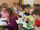Z mladimi za podnebje: kako Rdeči križ Slovenije gradi trajnostno prihodnost?